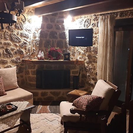 Вилла Νόστος Ано-Трикала Экстерьер фото